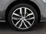 Volkswagen E-Golf E-DITION 136 Pk Automaat | Full LED | Navigatie | Warmtepomp | Virtual Dashboard | 17 Inch | Camera | Privacy Glass | 83.363 Km!!