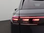 Volkswagen Tiguan 1.5 eHybrid R-Line Edition 272PK DSG Blackstyle, panoramadak, blackstyle, matrix led, trekhaak, 360gr. camera, adaptive cruise, side assist, stuur-stoelverwarming, elek. bedienbare achterklep, keyless, voorstoel met massage, 20" lichtmetaal
