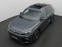 Volkswagen Tiguan 1.5 eHybrid R-Line Edition 272PK DSG Blackstyle, panoramadak, blackstyle, matrix led, trekhaak, 360gr. camera, adaptive cruise, side assist, stuur-stoelverwarming, elek. bedienbare achterklep, keyless, voorstoel met massage, 20" lichtmetaal