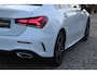 Mercedes-Benz A-klasse 250 e 218PK AMG Limited A. Cruise|Carplay|Pano|Widescreen|E.trekhaak|Leder|Camera|Parelmoer wit|Sfeer verlichting|