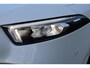 Mercedes-Benz A-klasse 250 e 218PK AMG Limited A. Cruise|Carplay|Pano|Widescreen|E.trekhaak|Leder|Camera|Parelmoer wit|Sfeer verlichting|