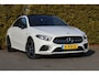 Mercedes-Benz A-klasse 250 e 218PK AMG Limited A. Cruise|Carplay|Pano|Widescreen|E.trekhaak|Leder|Camera|Parelmoer wit|Sfeer verlichting|