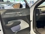 Volvo EX30 Twin Motor Performance Ultra | 360° Camera | Harman Kardon | Panoramadak | Adaptieve Cruise Control | Pilot Assist | Elektrisch verstelbare voorstoelen | 20 Inch | Stoel en Stuurwielverwarming | Breeze interieur | BLIS Dode Hoek Detectie | Elektrisch bedi