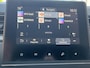 Renault Captur 1.3 TCe 140pk Intens Automaat | Climate control | Navigatie | Trekhaak (1500kg) | Camera | Parkeersensoren v+a | 17" Lm velgen