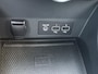 Renault Captur 1.3 TCe 140pk Intens Automaat | Climate control | Navigatie | Trekhaak (1500kg) | Camera | Parkeersensoren v+a | 17" Lm velgen