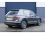 Volkswagen Tiguan 2.0 TDI Highline nieuwe distributie en 4nieuwe banden