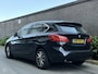 BMW 2-Serie Active Tourer 216d Corporate Lease Essential LED Navigatie Dealer Onderhouden