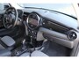 MINI Mini Electric Classic 33 kWh NL-Auto | Navigatie | Climate Controle | Cruise Control | Radio-DAB | Bluetooth | Comfort Access | Sportstoelen | Parkeersensoren | LM-velgen