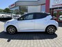 Toyota Yaris 1.5 HYBRID EXECUTIVE PANODAK JBL-AUDIO PARKSENSOREN V+A HEAD-UP NAVI BLIND-SPOT STOEL/STUURVERW  KEYLESS NL-AUTO DEALERONDERHOUDEN