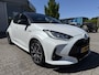 Toyota Yaris 1.5 HYBRID EXECUTIVE PANODAK JBL-AUDIO PARKSENSOREN V+A HEAD-UP NAVI BLIND-SPOT STOEL/STUURVERW  KEYLESS NL-AUTO DEALERONDERHOUDEN