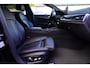 BMW 5-Serie M550i xDrive High Executive | Massage | Driving Assistant Professional | Softclose | Panorama | Head up | BMW LASER