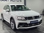 Volkswagen Tiguan 1.5 TSI R line Business / Navigatie full map Apple CarPlay / Cruise control / Climate control