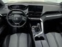 Peugeot 5008 SUV Allure Pack Business 130 pk | Navigatie | Achteruitrijcamera | Voorstoelen Verwarmd | LED Dagrijverlichting | Elektrische Achterklep met Sensor | Keyless Start | Dodehoek Detectie | Adaptieve Cruise Control | 19" Lichtmetalen Velgen | Apple Carplay/Android Auto |