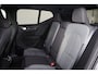 Volvo XC40 B4 Core - IntelliSafe Assist & Surround - Parkeercamera achter - Verwarmde voorstoelen, stuur & achterbank - Parkeersensoren voor & achter - Draadloze tel. lader - Standkachel - Extra getint glas - Elektr. inklapbare trekhaak - 18' LMV