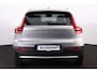 Volvo XC40 B4 Core - IntelliSafe Assist & Surround - Parkeercamera achter - Verwarmde voorstoelen, stuur & achterbank - Parkeersensoren voor & achter - Draadloze tel. lader - Standkachel - Extra getint glas - Elektr. inklapbare trekhaak - 18' LMV