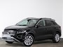 Volkswagen T-Roc Life Edition 1.0 116 pk TSI | Trekhaak | Achteruitrijcamera | Climatronic |