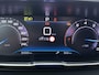 Peugeot 5008 SUV Allure Pack Business 130 pk Automaat | Navigatie | Achteruitrijcamera | Voorstoelen Verwarmd | LED Koplampen | Keyless Entry/Start | Elektrische Achterklep met Sensor | Dodehoek Detectie | Adaptieve Cruise Control | 18" Lichtmetalen Velgen | Apple Carplay/Android Auto |
