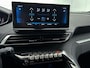 Peugeot 5008 SUV Allure Pack Business 130 pk Automaat | Navigatie | Achteruitrijcamera | Voorstoelen Verwarmd | LED Koplampen | Keyless Entry/Start | Elektrische Achterklep met Sensor | Dodehoek Detectie | Adaptieve Cruise Control | 18" Lichtmetalen Velgen | Apple Carplay/Android Auto |