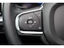 Volvo V60 T6 Recharge AWD Core Bright - LONG RANGE - IntelliSafe Assist & Surround - Adaptieve LED koplampen - Parkeercamera achter - Verwarmde voorstoelen, stuur & achterbank - Parkeersensoren voor & achter - Elektr. inklapbare trekhaak - 18' LMV