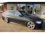 BMW 3-Serie Touring 330i Performance ✅ CARPLAY ✅ Leer ✅ Trekhaak ✅ panodak