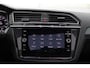 Volkswagen Tiguan 1.4 TSI 4Motion Highline Business R | Trekhaak | Panorama dak | Stoelverwarming | Adaptive Cruise Control | Climate Control | Navigatie | LED Koplampen |