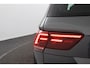 Volkswagen Tiguan 1.4 TSI 4Motion Highline Business R | Trekhaak | Panorama dak | Stoelverwarming | Adaptive Cruise Control | Climate Control | Navigatie | LED Koplampen |