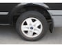Ford Transit 300L 2.2 TDCI Ambiente HD DUB. CAB - AIRCO - PDC - NAVIGATIE