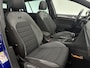 Volkswagen Golf 1.5 TSI 150PK R-line | APK tot 01-2027 | DSG Pano LED Camera Virtual Carplay Clima Cruise Trekhaak Navi PDC 17"LMV