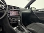 Volkswagen Golf 1.5 TSI 150PK R-line | APK tot 01-2027 | DSG Pano LED Camera Virtual Carplay Clima Cruise Trekhaak Navi PDC 17"LMV