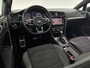 Volkswagen Golf 1.5 TSI 150PK R-line | APK tot 01-2027 | DSG Pano LED Camera Virtual Carplay Clima Cruise Trekhaak Navi PDC 17"LMV