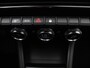 Renault Captur TCe 100pk Zen Camera | Climate | Cruise | Parkeersens. v+a | Trekhaak
