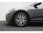 Volkswagen Golf Variant 1.4 TSI Connected Series 2016 | Panorama Dak | Stoelverwarming | Cruise Control | Navigatie | Goed Onderhouden | Trekhaak | Parkeersenoren | Boekjes | 2 Sleutels