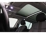Volkswagen Golf Variant 1.4 TSI Connected Series 2016 | Panorama Dak | Stoelverwarming | Cruise Control | Navigatie | Goed Onderhouden | Trekhaak | Parkeersenoren | Boekjes | 2 Sleutels