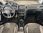 Peugeot 2008 1.2 PureTech Allure | Pano | Clima | Bluetooth | Navi | PDC Achter | Cruise | ( Vesteging - Nieuwegein )