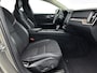Volvo V60 2.0 T5 Momentum Go | 251PK | Trekhaak |  Comfortstoelen | LED |