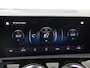 Mercedes-Benz A-klasse 200 AMG-Line / Stoelverwarming / Achteruitrijcamera / Panaroma-schuifdak / 19inch-Multispaaks / Night-Pakket / Memory-Stoelen /