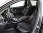 Mercedes-Benz A-klasse 200 AMG-Line / Stoelverwarming / Achteruitrijcamera / Panaroma-schuifdak / 19inch-Multispaaks / Night-Pakket / Memory-Stoelen /