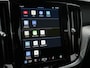 Volvo V60 2.0 B4 Plus Dark | Trekhaak | Panoramadak |