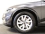 Volkswagen Passat Variant 1.5 TSI Business | achteruitrijcamera | Navigatie | Carplay |