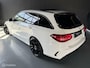 Mercedes-Benz C-klasse Estate 200 AMG / PANO / 20 INCH
