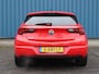 Opel Astra Black Edition 150 pk | Navigatie | Parkeersensoren Achter | LED Dagrijverlichting | Lederen Stuurwiel | DAB Ontvanger | Airco | Cruise Control | 17" Lichtmetalen Velgen | Apple Carplay/Android Auto |