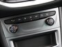Opel Astra Black Edition 150 pk | Navigatie | Parkeersensoren Achter | LED Dagrijverlichting | Lederen Stuurwiel | DAB Ontvanger | Airco | Cruise Control | 17" Lichtmetalen Velgen | Apple Carplay/Android Auto |