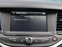Opel Astra Edition 122 pk | Navigatie | Parkeersensoren Voor en Achter | LED Dagrijverlichting | Lederen Stuurwiel | Start/Stop Systeem | Climate Control | Cruise Control | 16" Lichtmetalen Velgen | Apple Carplay/Android Auto |