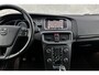 Volvo V40 Cross Country 2.0 D2 Momentum | LED koplampen | Trekhaak | Parkeersensoren | Navigatie