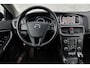 Volvo V40 Cross Country 2.0 D2 Momentum | LED koplampen | Trekhaak | Parkeersensoren | Navigatie