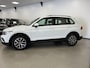 Volkswagen Tiguan 1.5 TSI Life Business / 150PK / NAVI / STOEL-STUURVERW. / PDC / 1800KG TREKG.