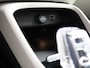 Volvo XC40 2.0 T4 Inscription / Adapt. cruise / Leder / Parkeercamera / Elektr. bed. stoelen / Styling kit