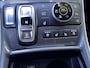 Hyundai Santa Fe 1.6 T-GDI PHEV Premium Sky 7p. Automaat / Dealer onderhouden / Schuif- Panoramadak / Trekgewicht 1.350 kg / Stuur-, stoel- en achterbankverwarming / Stoelventilatie / Navi / Apple Carplay Android /
