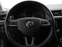 Skoda Octavia 1.5 TSI Greentech Ambition Business Climate control Cruise control Parkeersensoren Voorstoelen verwarmd Navigatie Apple Carplay/ Android Auto