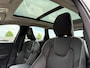 Volvo XC60 T6 Plug-in hybrid AWD Plus Bright | Trekhaak | 360 Camera | Panoramadak | Elektrische Voorstoelen verwarmd | BLIS | Adaptive Cruise